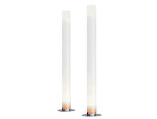 מנורות עומדות דגם STYLOS של המותג הבינלאומי לגופי תאורה flos לבן